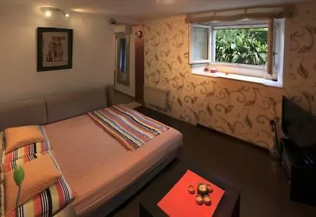 Adriatic Apartment *